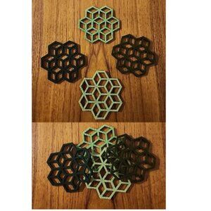 SET 4 WOOL FELT GEOMETRIC COASTERS GREENS 4"